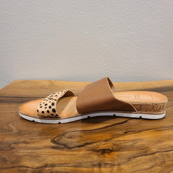 Dolce Vita Vala Leopard Print Calf Hair Slide Sandals - Picture 9 of 12